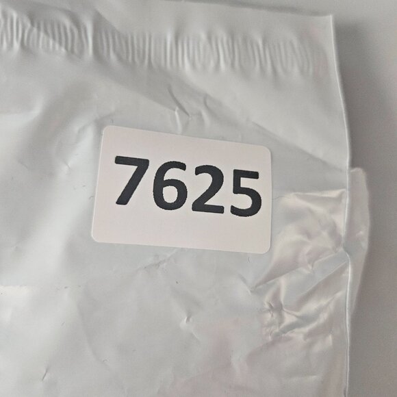 Vintage Jordache Women's Cargo Jeans Size 11/12 Dark Wash 100% Cotton Y2K - Picture 7 of 7